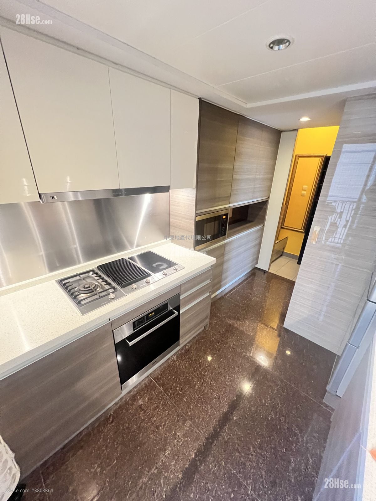 Park Signature Rental 4 Bedrooms , 3 Bathrooms 954 ft²