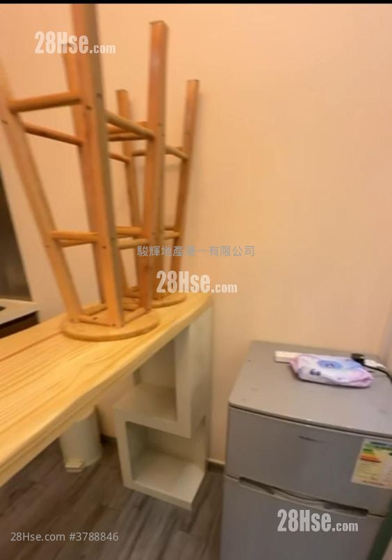 金百龙大厦 租盘 开放式间隔 , 1 浴室 180 平方尺