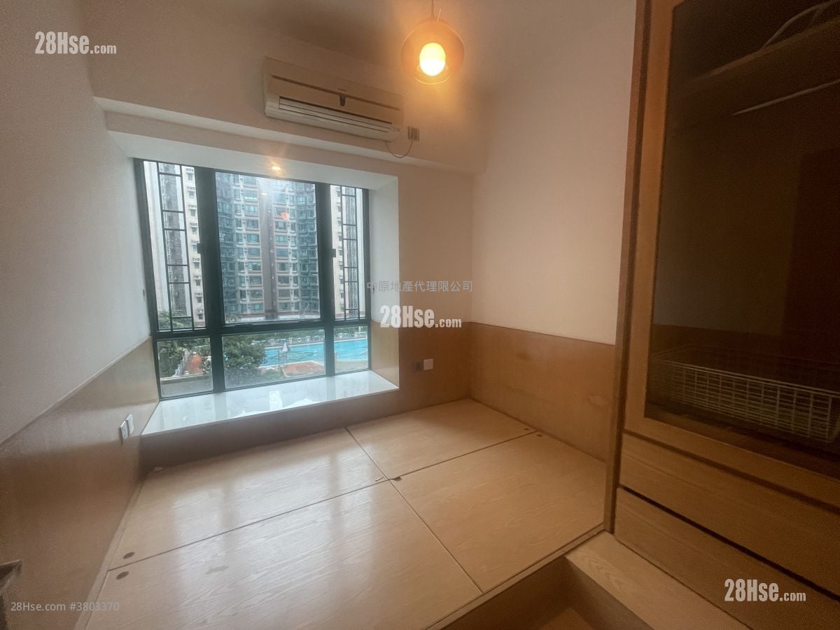 Grand Del Sol Sell 3 Bedrooms , 2 Bathrooms 739 ft²