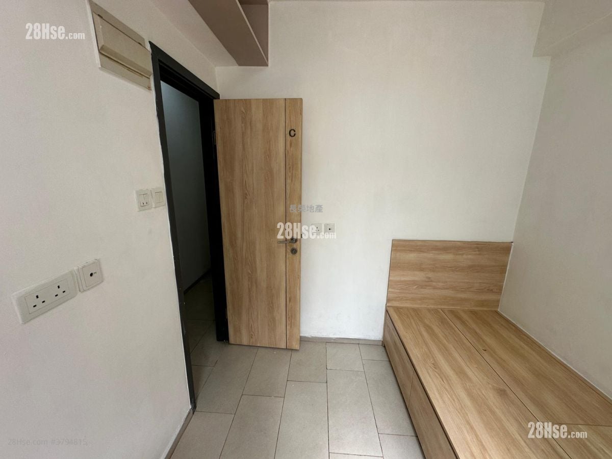 Fu Cheung Building Rental 100 ft²