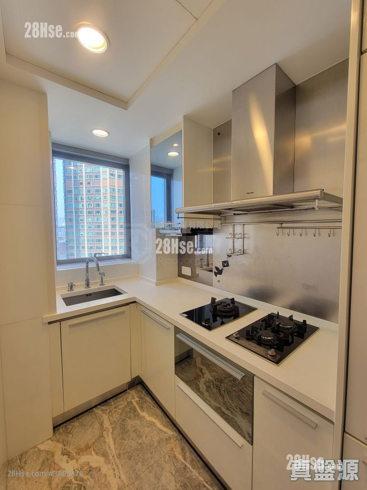 天玺 售盘 2 房 , 2 浴室 635 平方尺