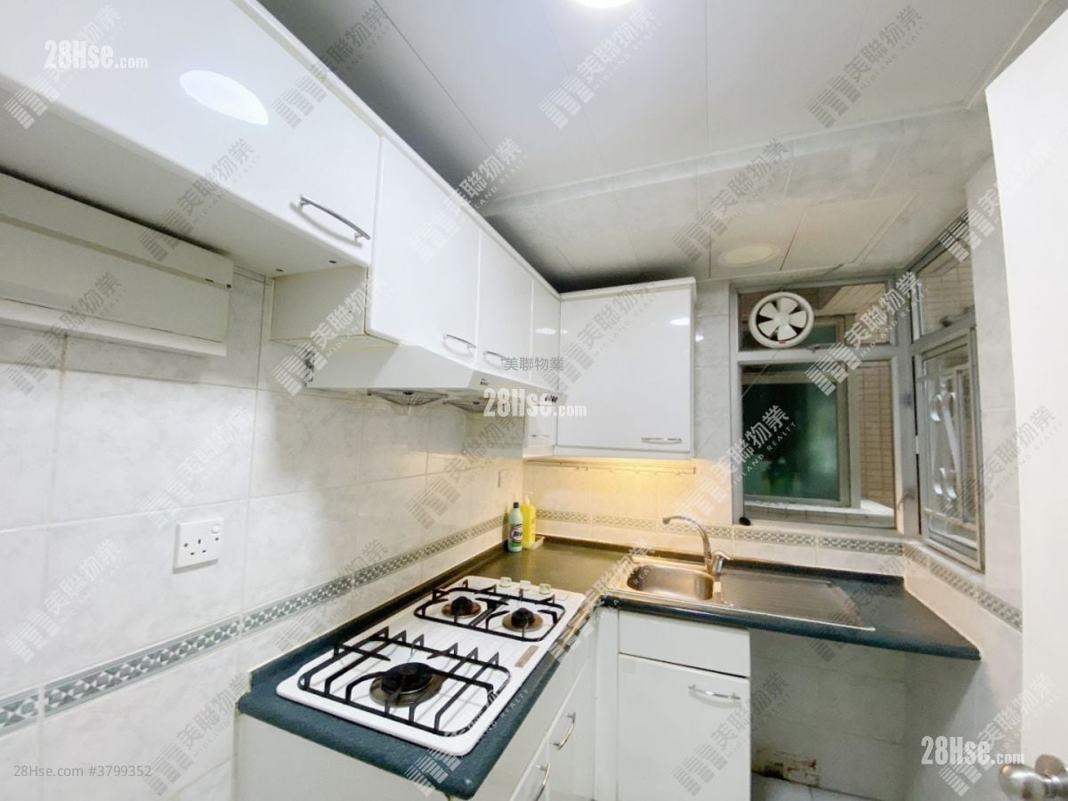 Belair Monte Sell 2 Bedrooms , 1 Bathroom 427 ft²