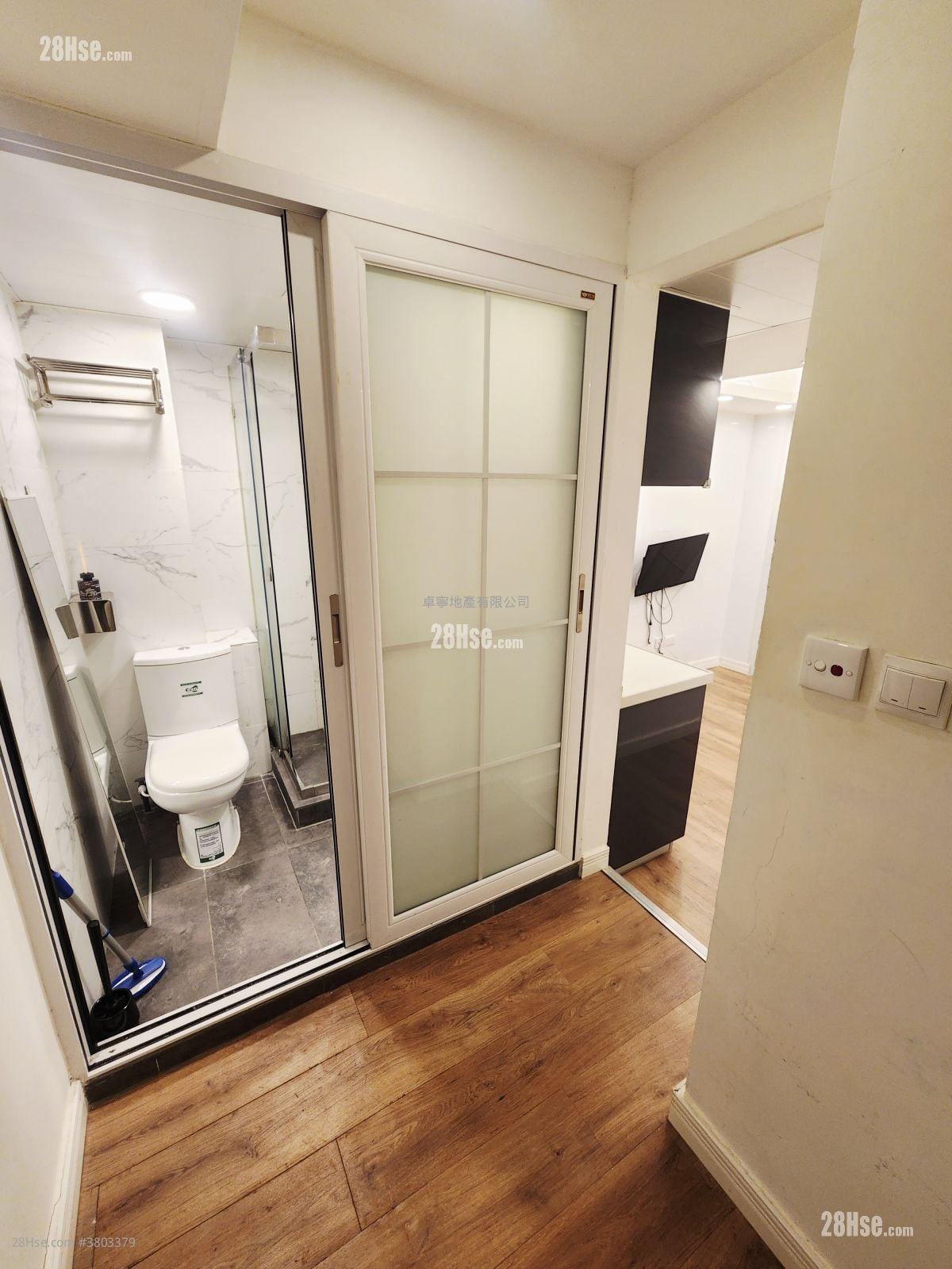 单幢楼房 租盘 180 平方尺