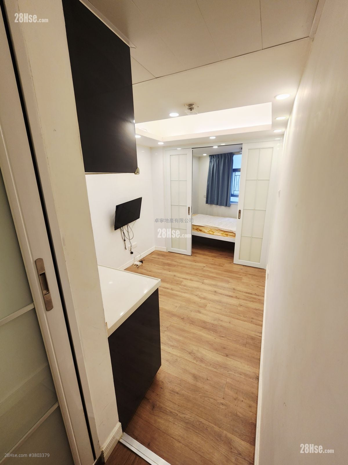 单幢楼房 租盘 180 平方尺