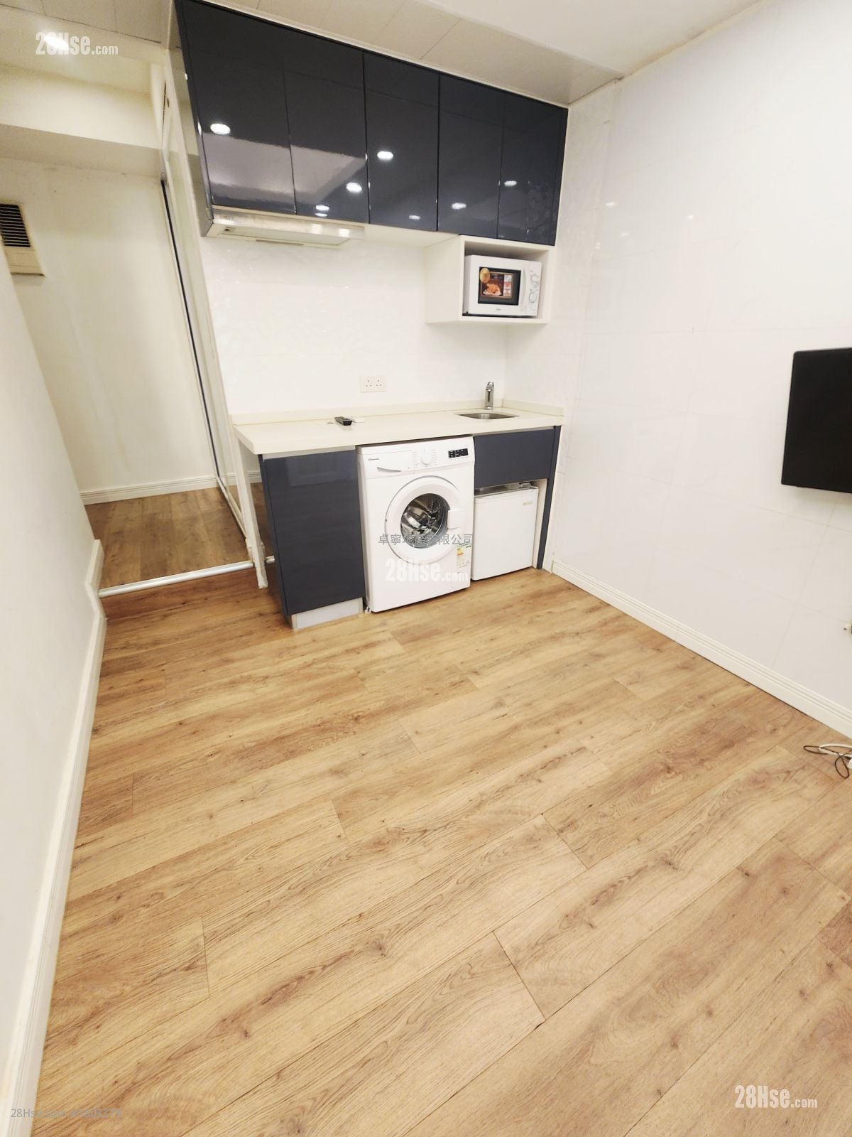 单幢楼房 租盘 180 平方尺