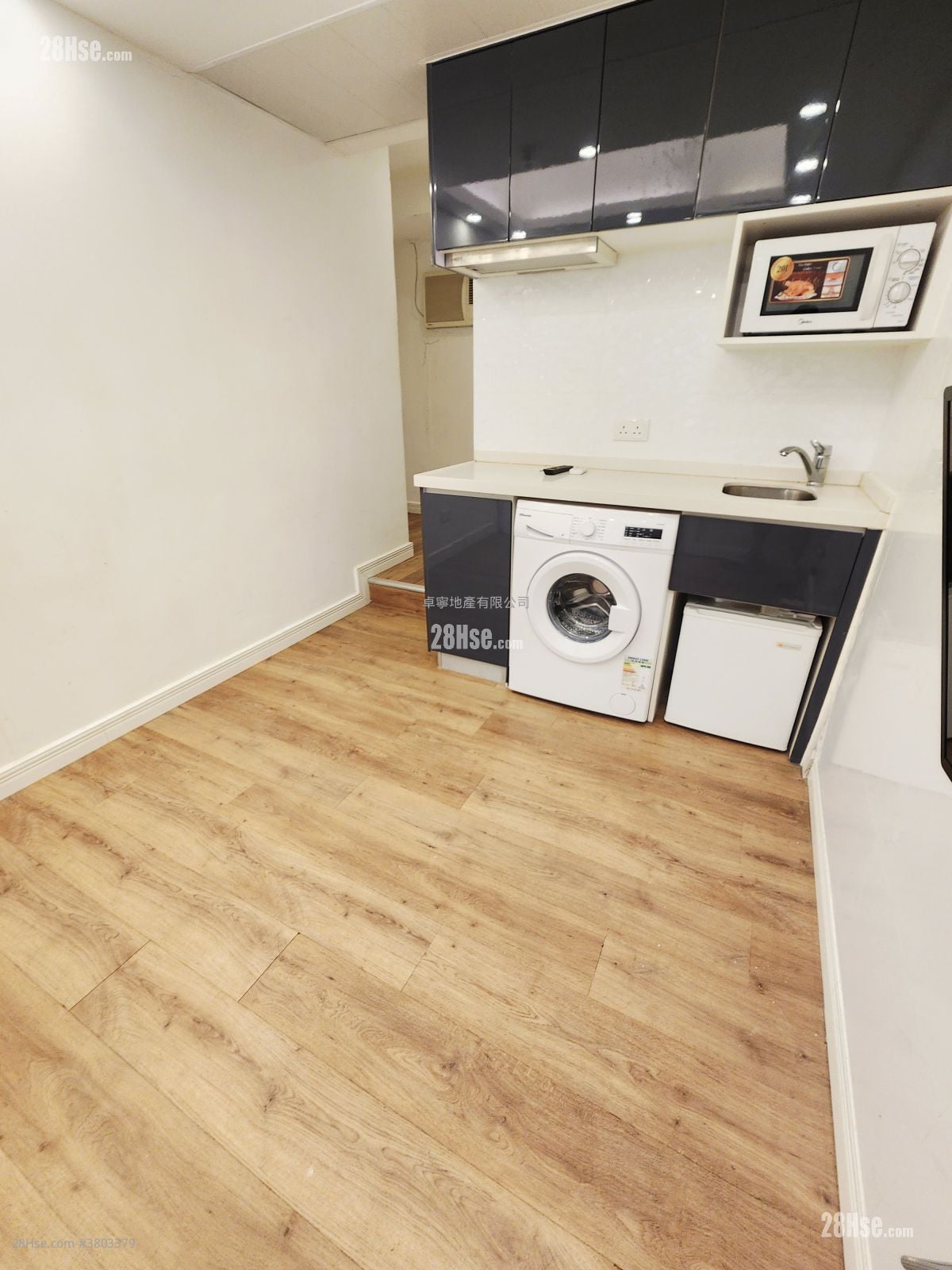 单幢楼房 租盘 180 平方尺