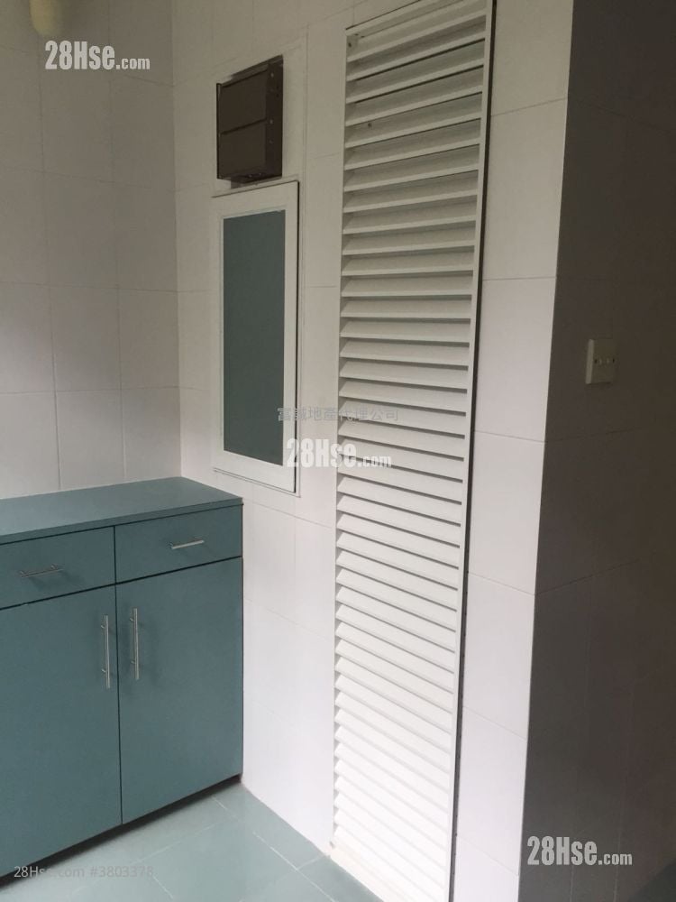 龙蟠苑 售盘 2 房 , 1 浴室 383 平方尺