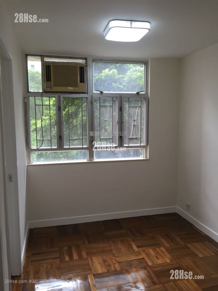 龙蟠苑 售盘 2 房 , 1 浴室 383 平方尺