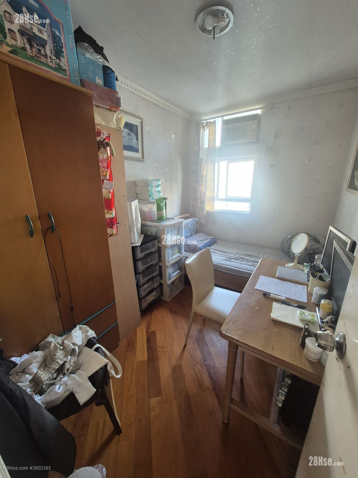Tsz Oi Court Sell 2 Bedrooms , 1 Bathroom 645 ft²