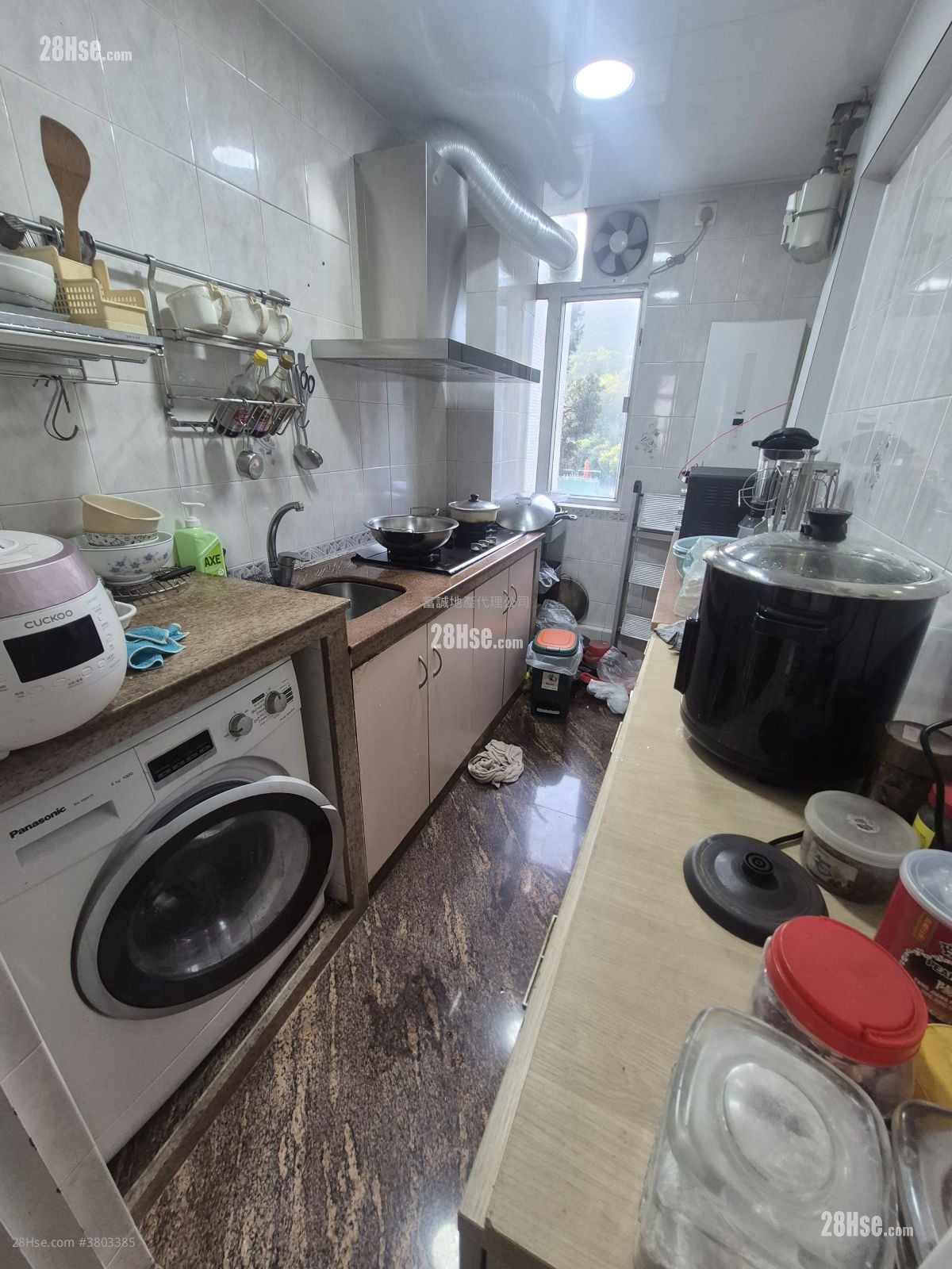 Tsz Oi Court Sell 2 Bedrooms , 1 Bathroom 645 ft²