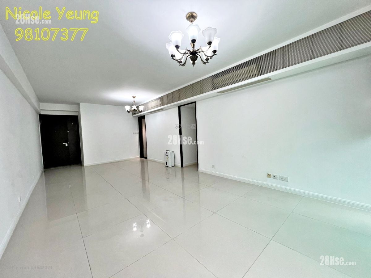 Meridian Hill Sell 3 Bedrooms , 3 Bathrooms 1,355 ft²