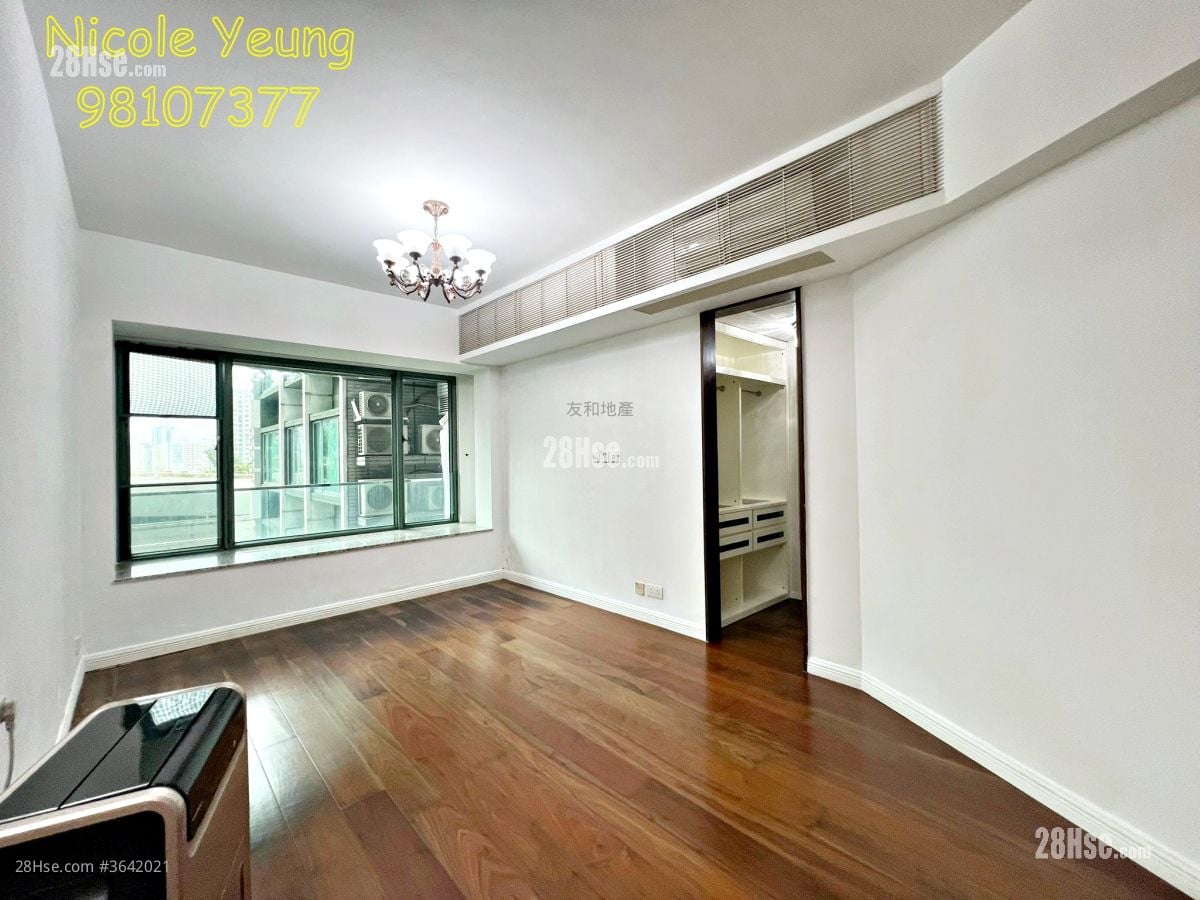 Meridian Hill Sell 3 Bedrooms , 3 Bathrooms 1,355 ft²