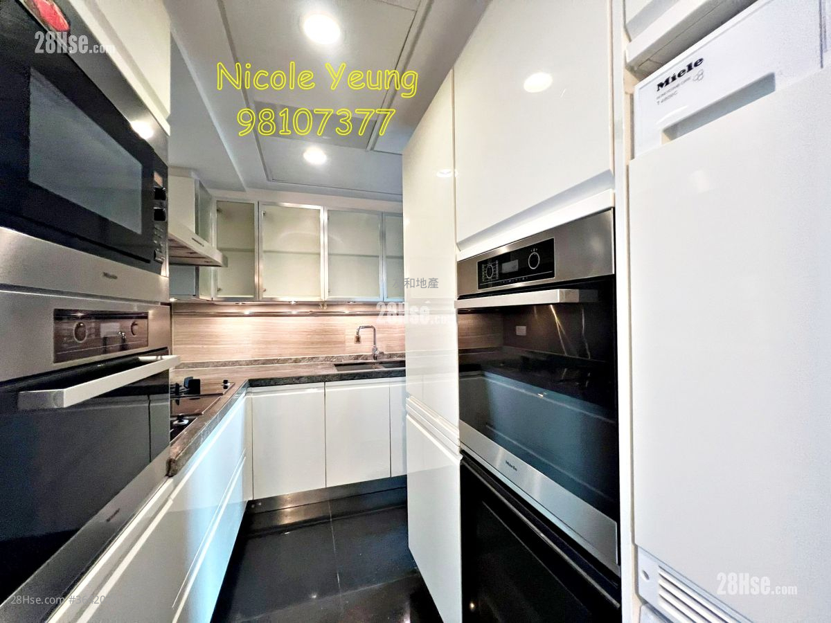 Meridian Hill Sell 3 Bedrooms , 3 Bathrooms 1,355 ft²