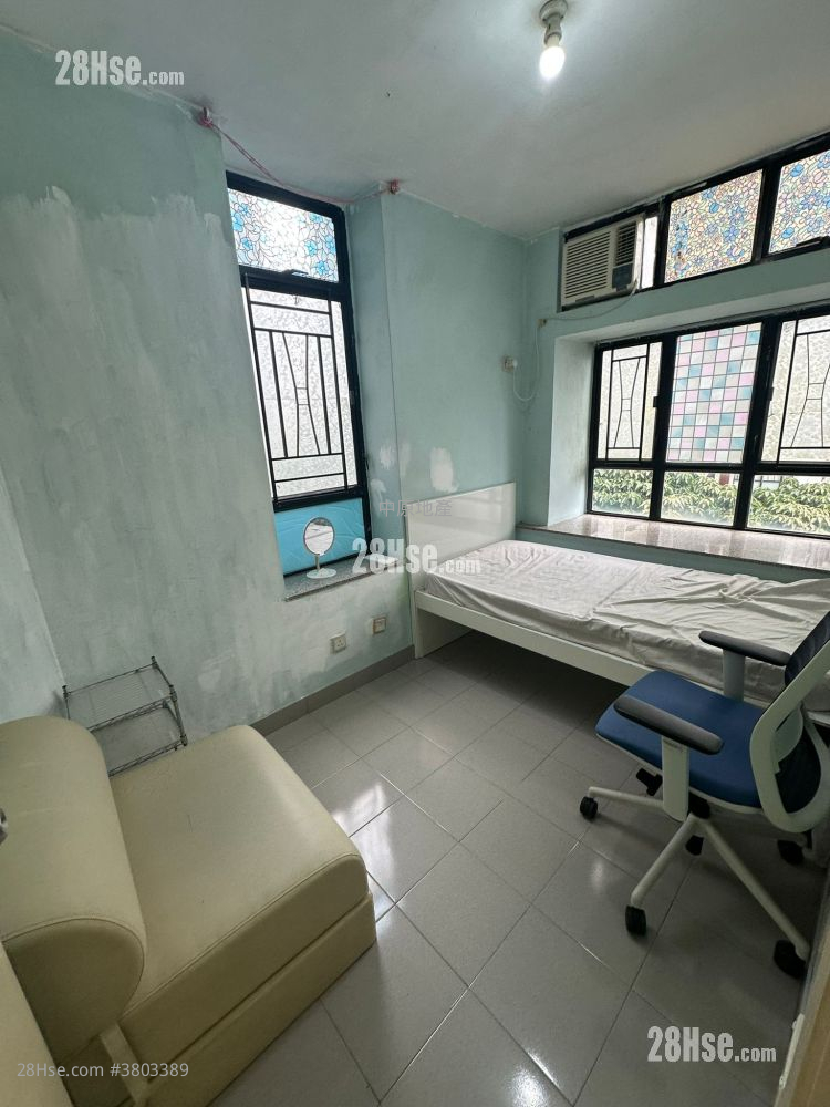 Tai Hing Gardens Sell 2 Bedrooms 464 ft²