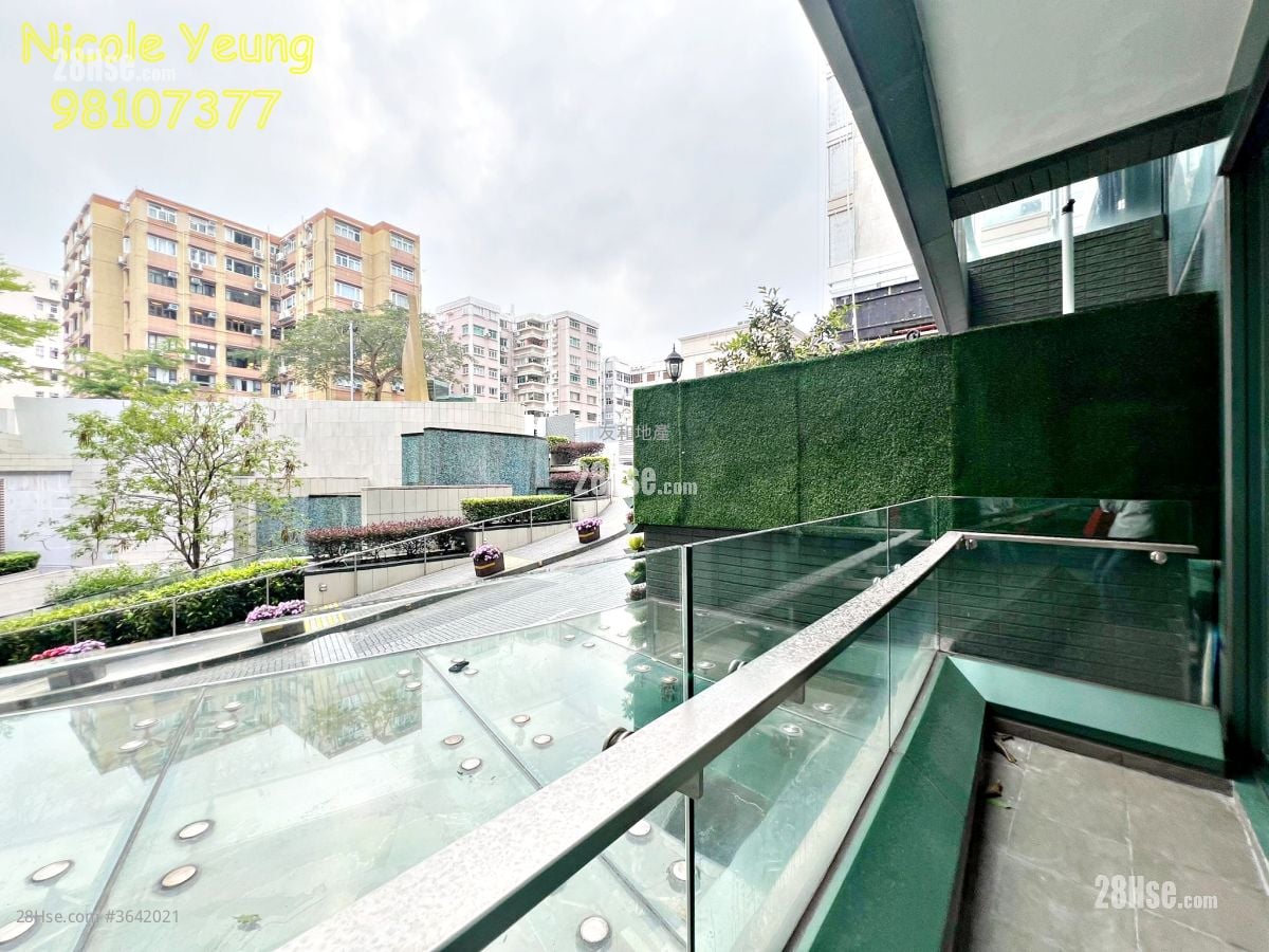 Meridian Hill Sell 3 Bedrooms , 3 Bathrooms 1,355 ft²