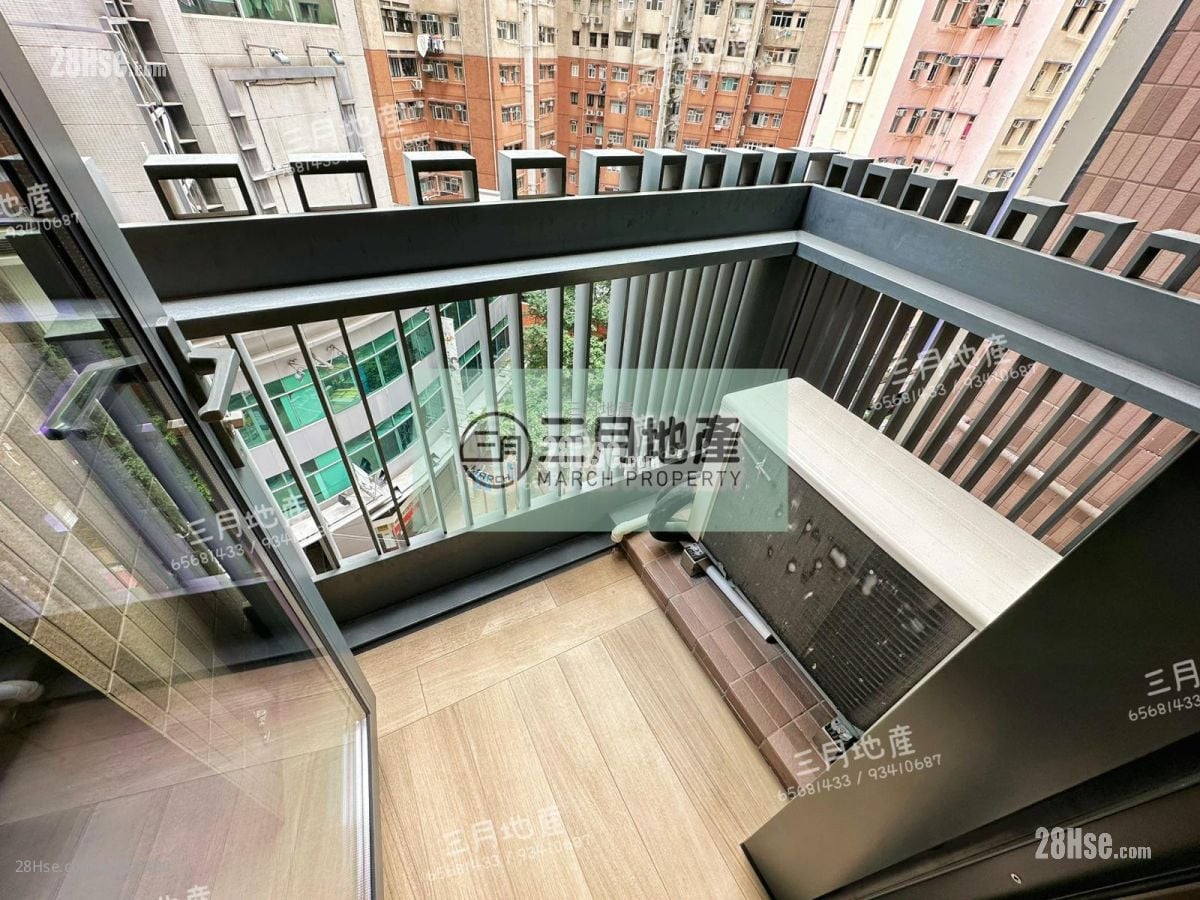 Uptify Sell Studio , 1 Bathroom 172 ft²