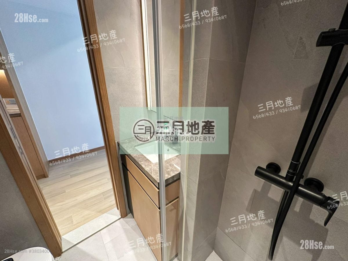 Uptify Sell Studio , 1 Bathroom 172 ft²