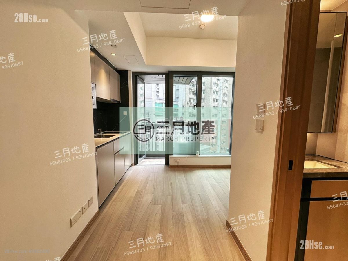 Uptify Sell Studio , 1 Bathroom 172 ft²