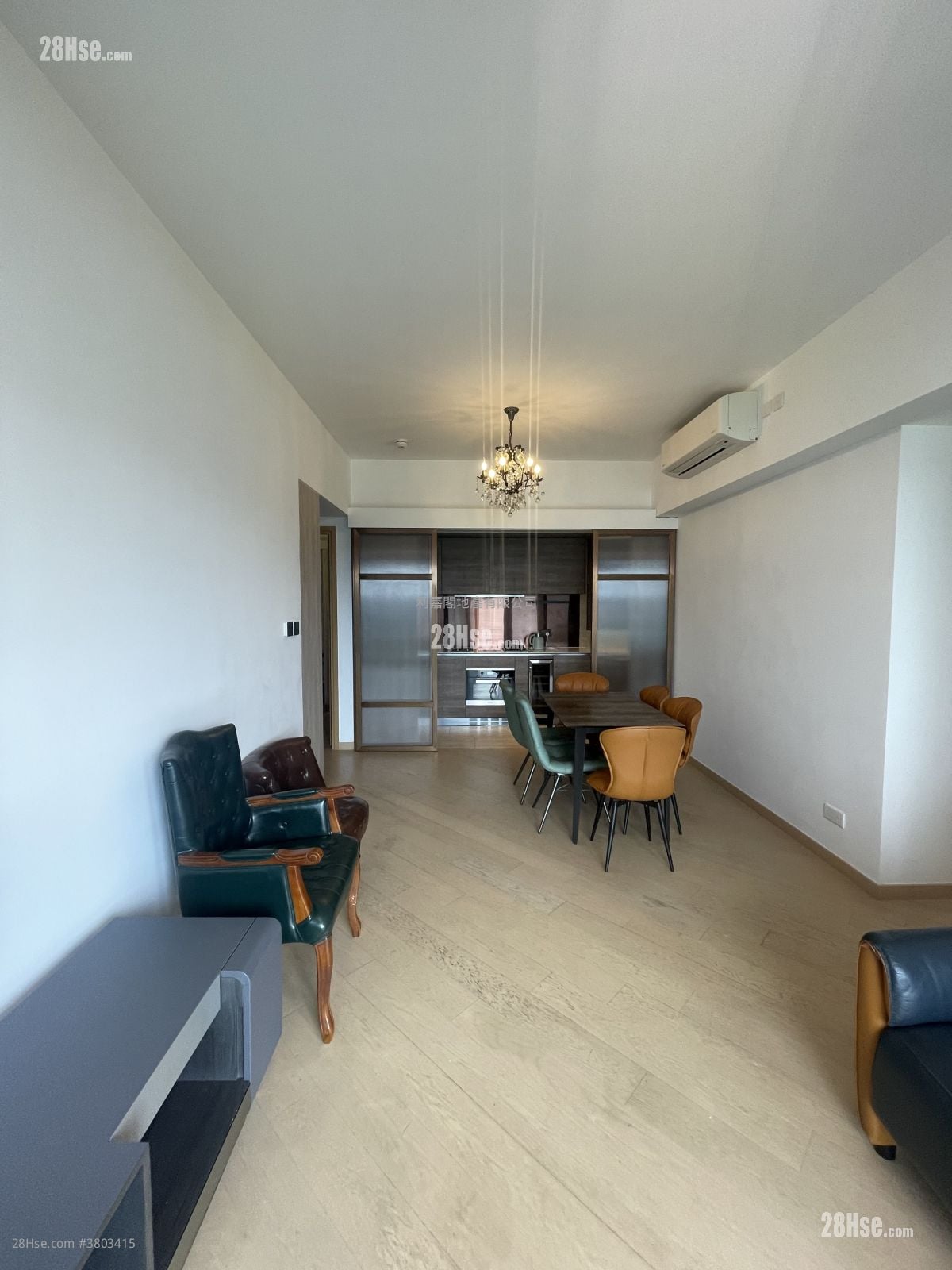 LP10 租盘 3 房 , 2 浴室 832 平方尺