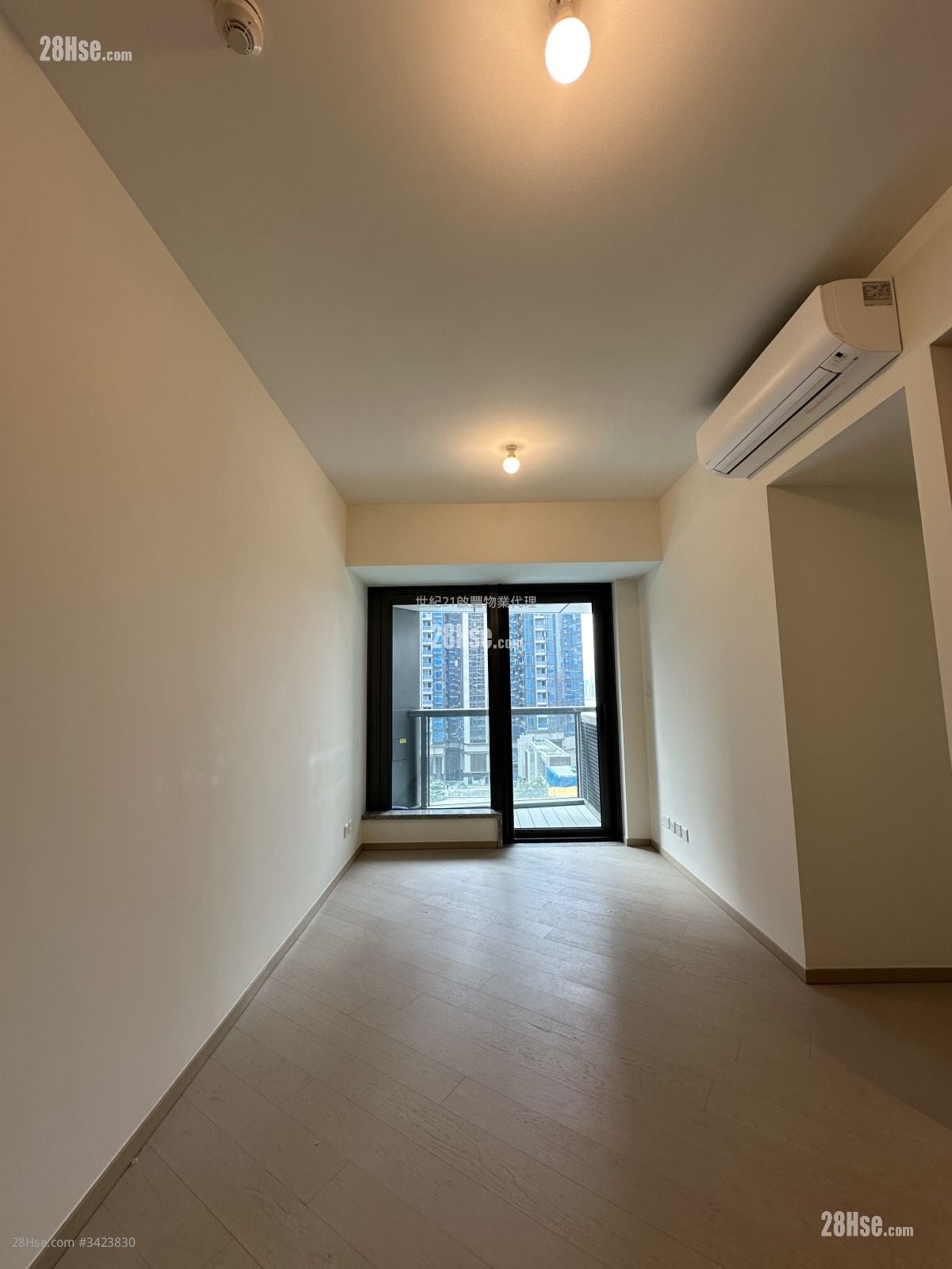 One Victoria Rental 2 Bedrooms , 1 Bathroom 482 ft²