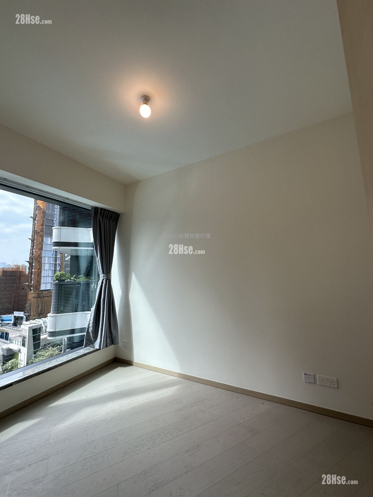 One Victoria Rental 2 Bedrooms , 1 Bathroom 482 ft²