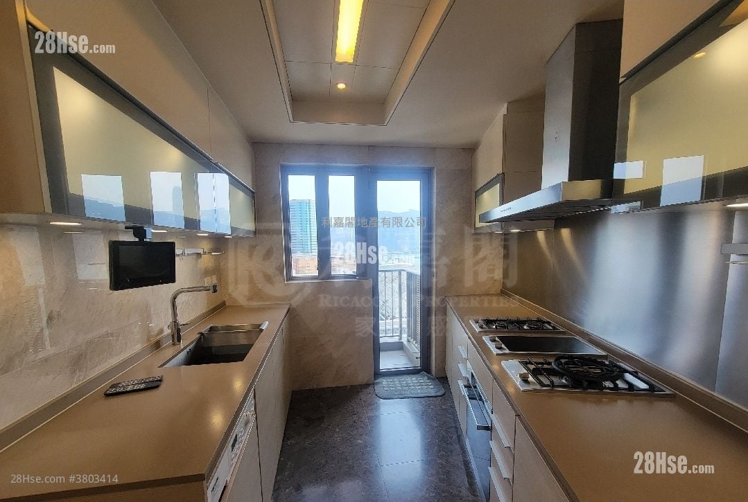 Grand Austin 售盘 4 房 , 3 浴室 1,196 平方尺