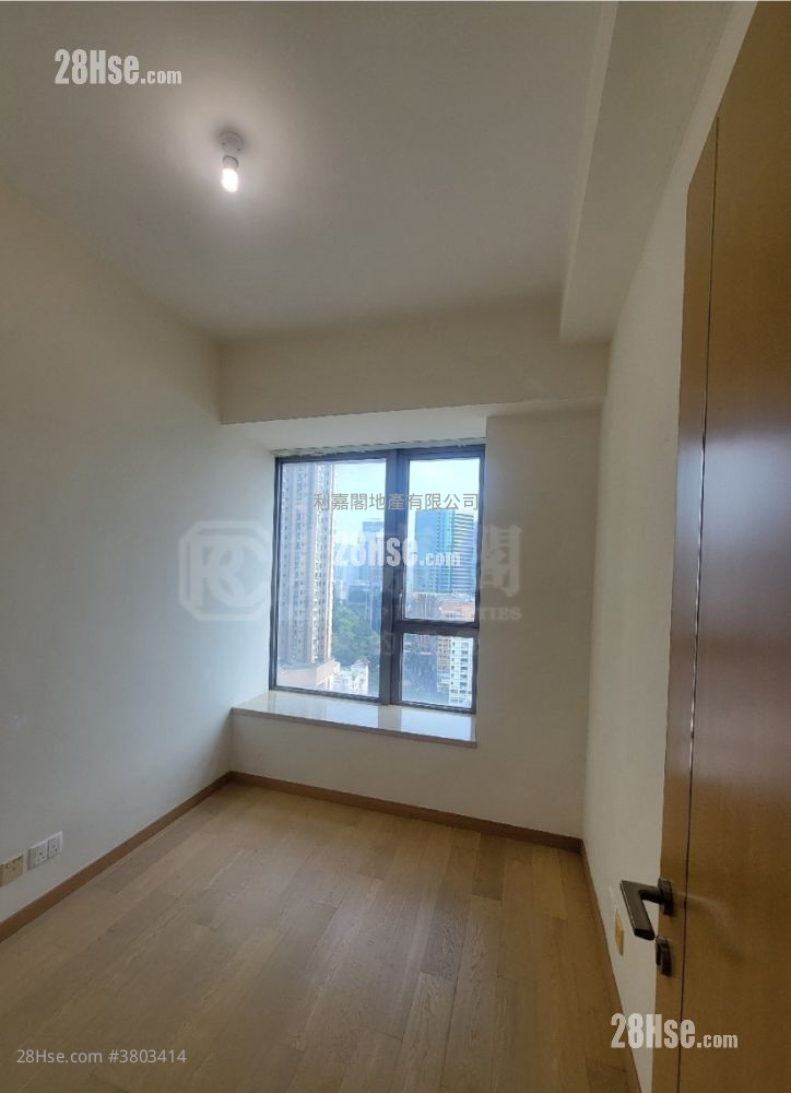 Grand Austin 售盘 4 房 , 3 浴室 1,196 平方尺