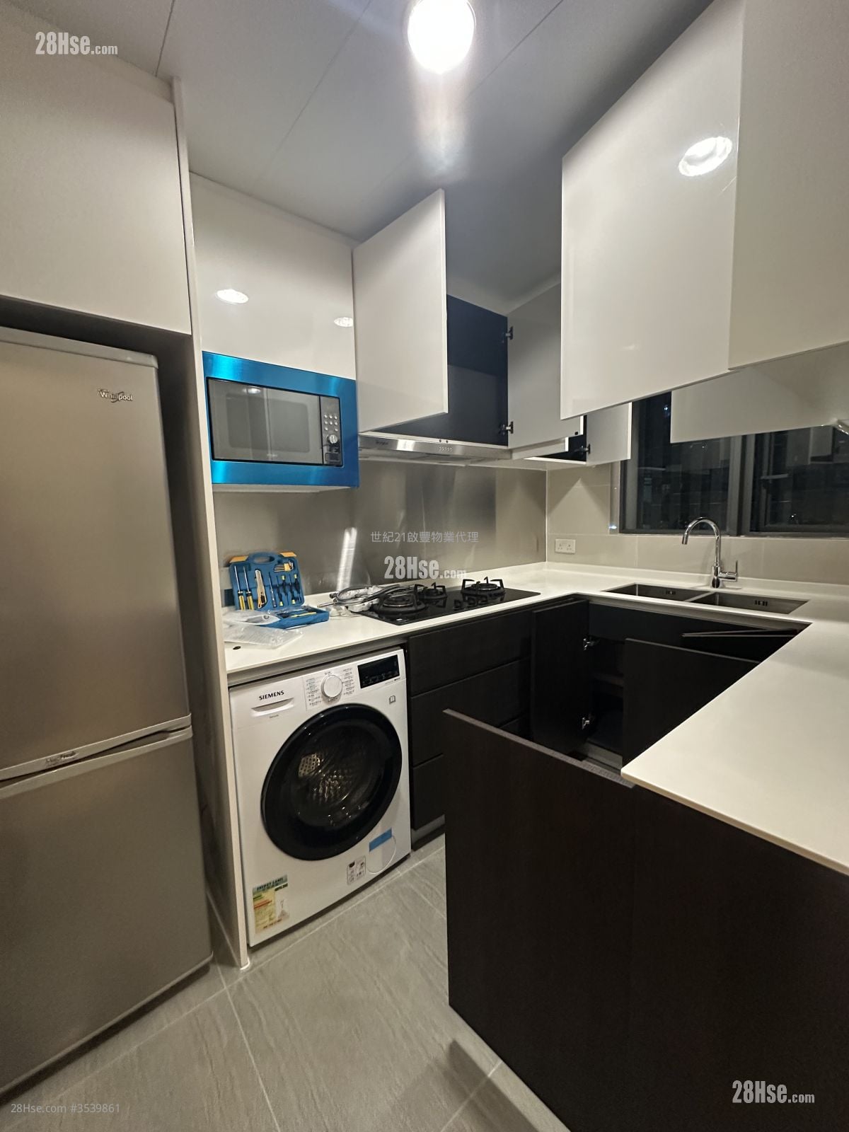 焕然壹居 租盘 3 房 , 2 浴室 657 平方尺