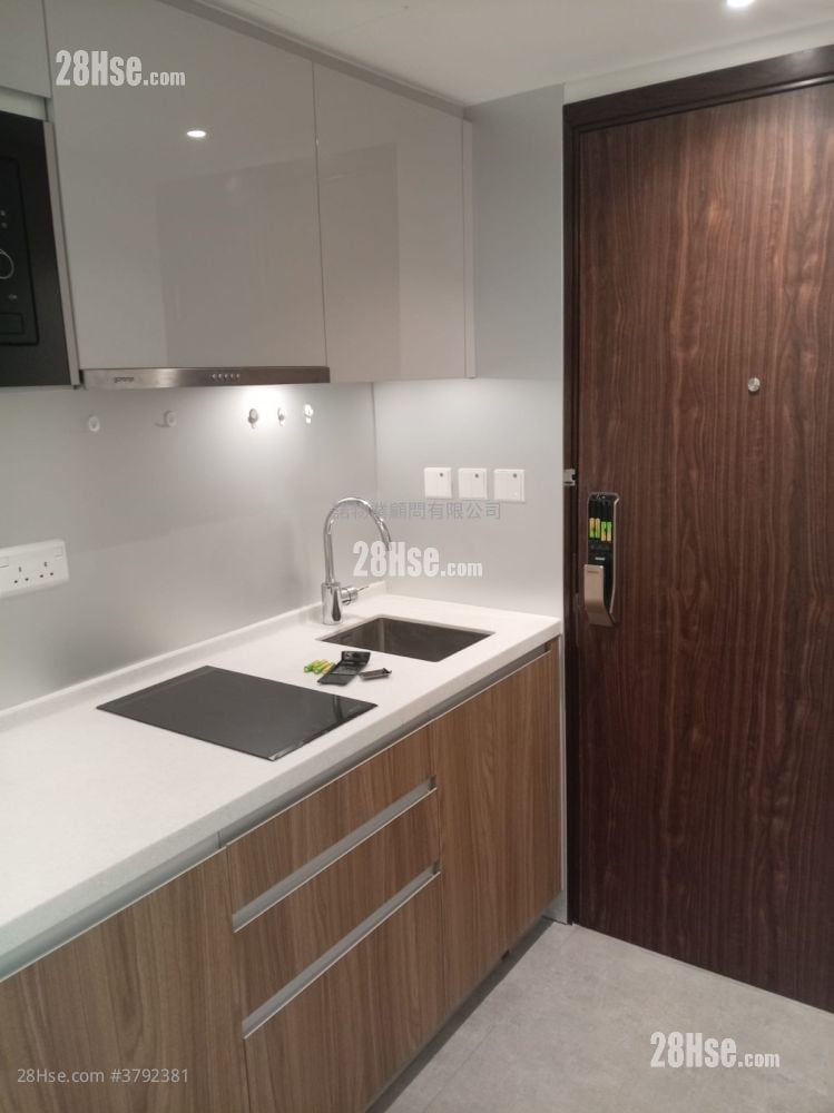 Ava62 Rental 1 Bathroom 200 ft²