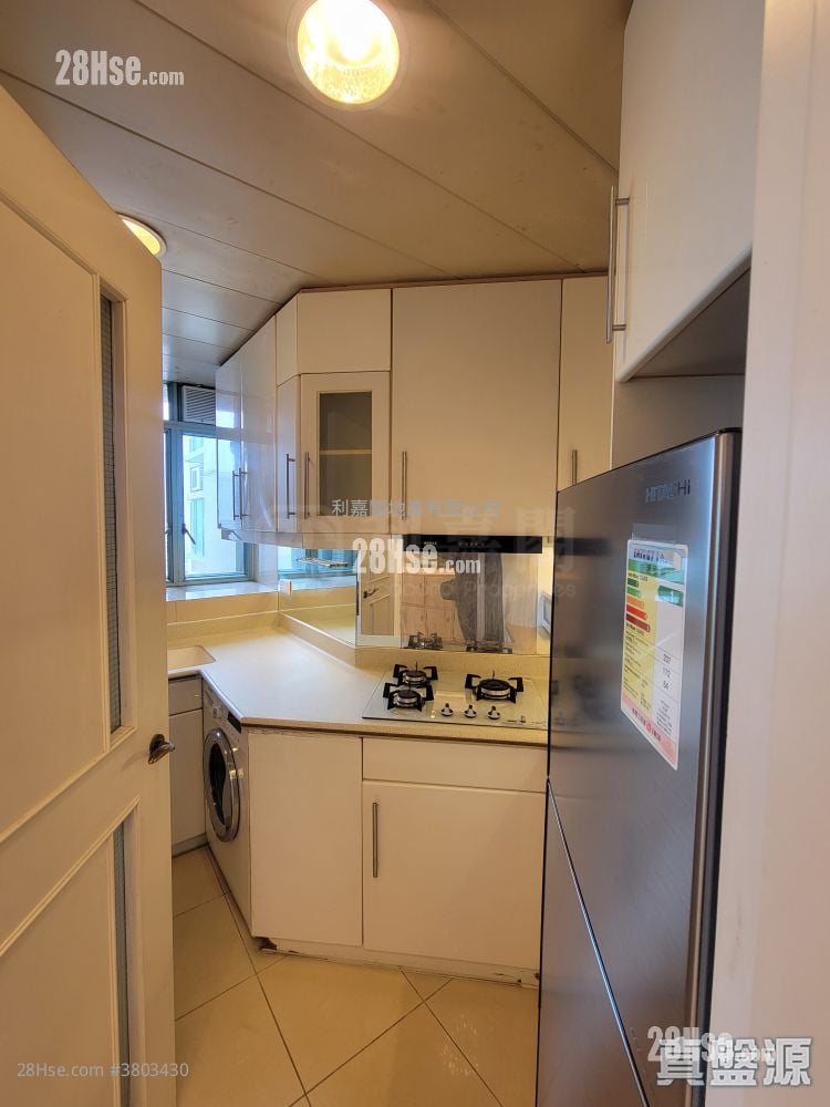 港景峰 租盘 1 浴室 496 平方尺