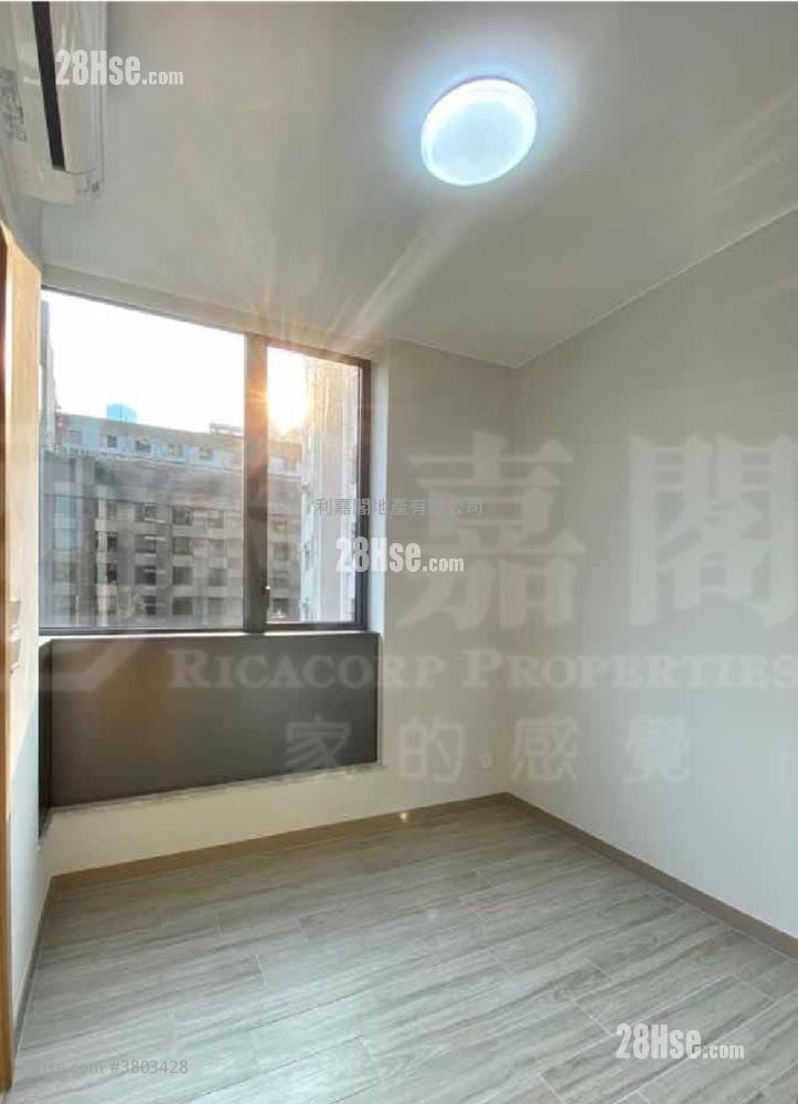 Arbour Sell 2 Bedrooms , 2 Bathrooms 511 ft²