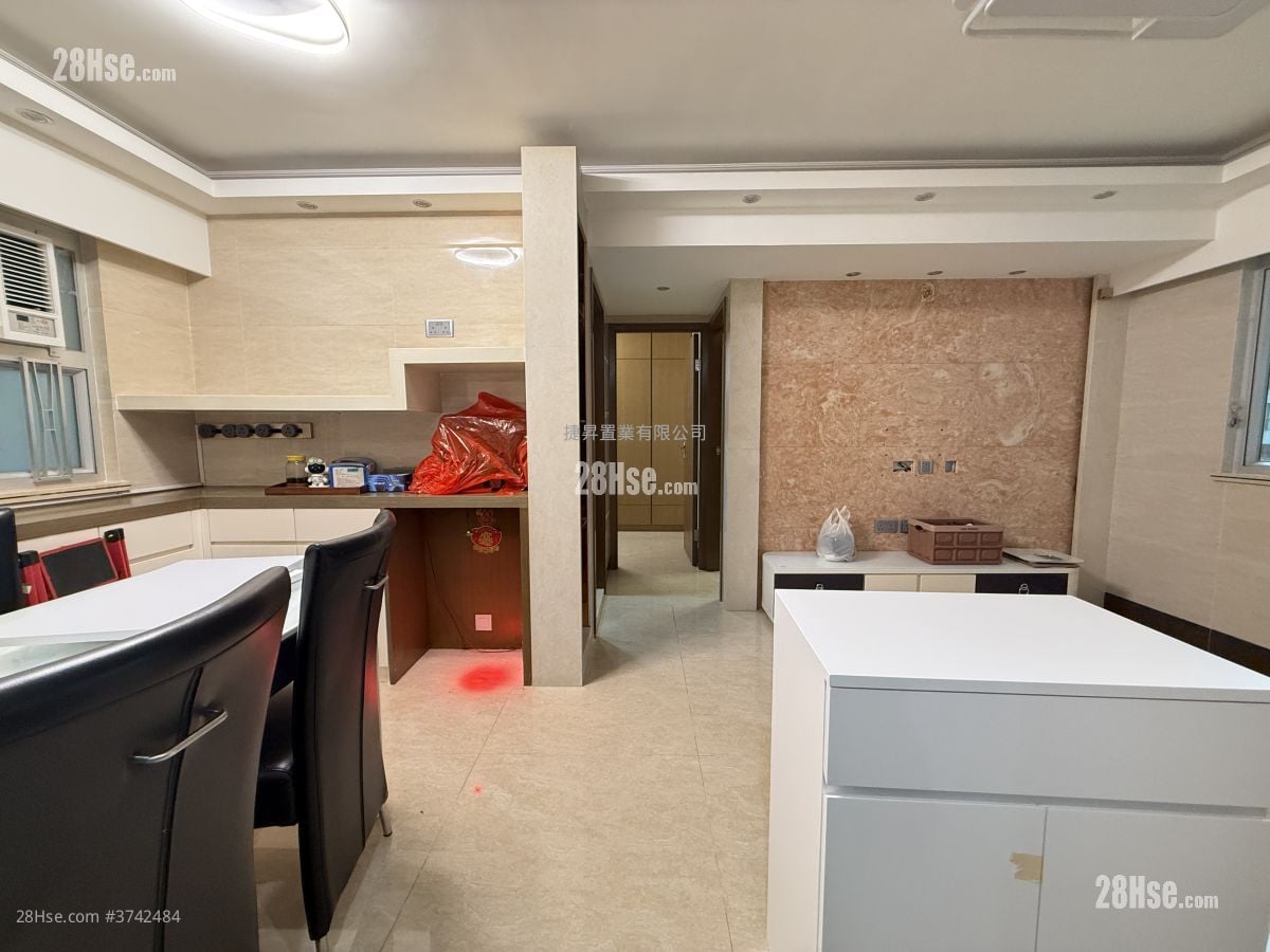 伟恒昌新村 租盘 2 房 , 1 浴室 456 平方尺