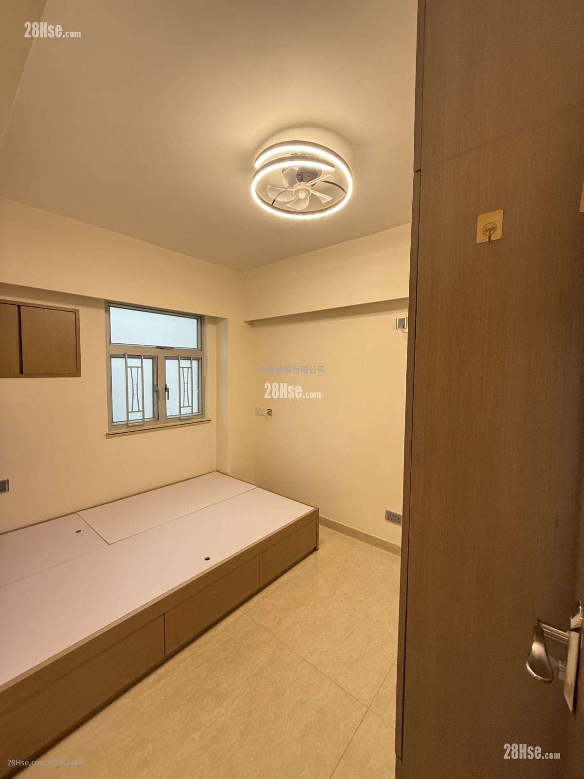 伟恒昌新村 租盘 2 房 , 1 浴室 456 平方尺