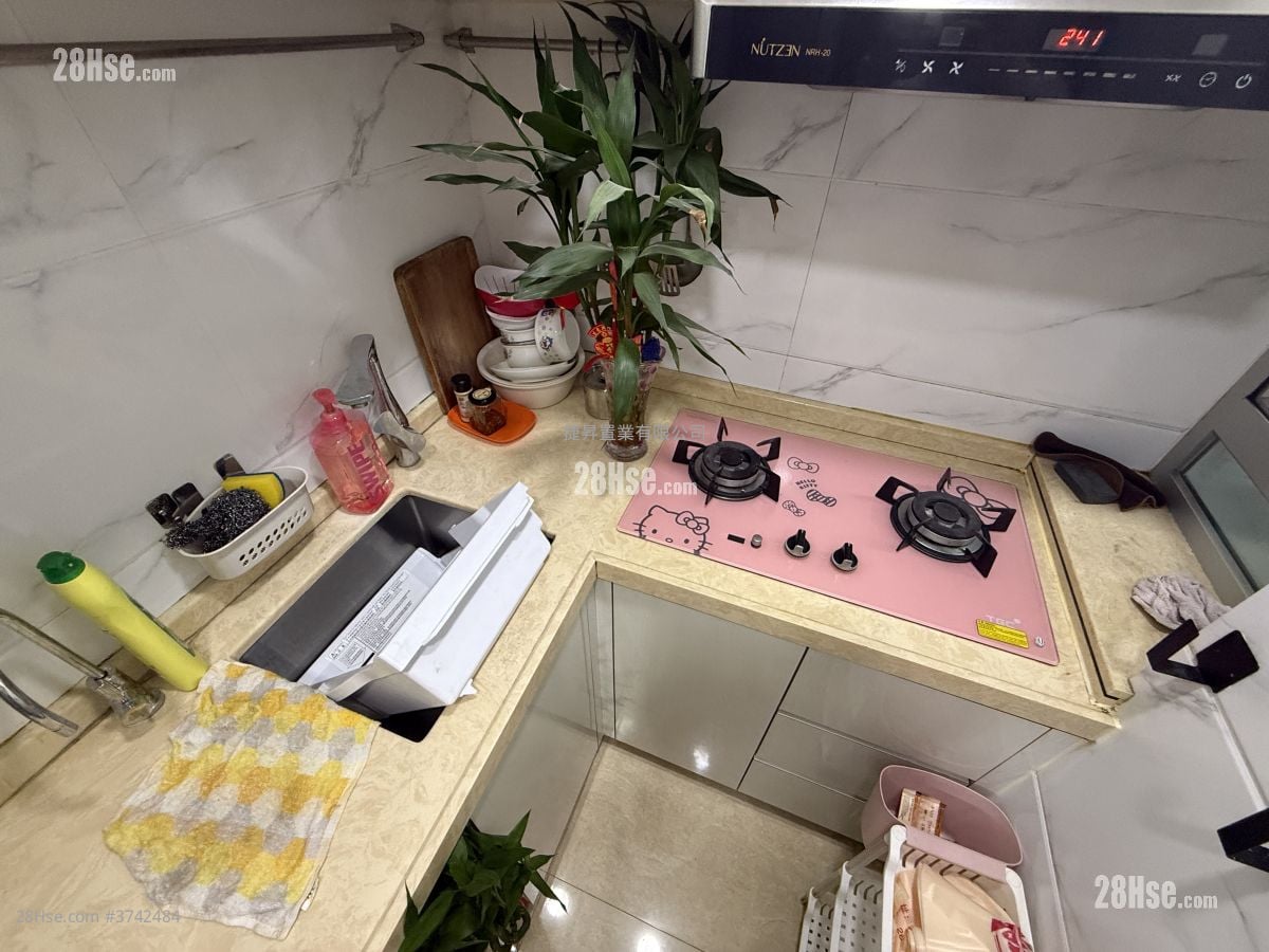 伟恒昌新村 租盘 2 房 , 1 浴室 456 平方尺