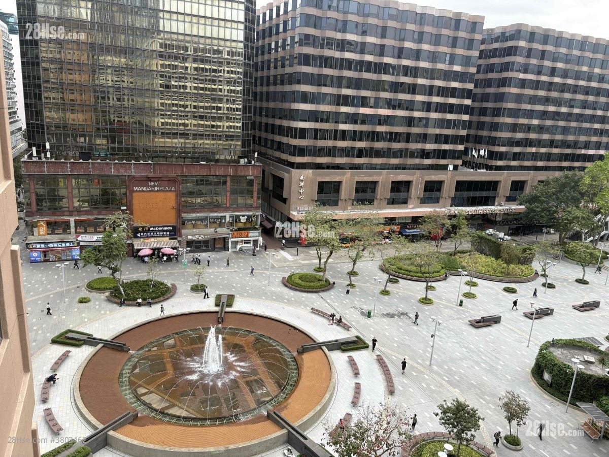 Hilton Towers Sell 3 Bedrooms , 2 Bathrooms 958 ft²