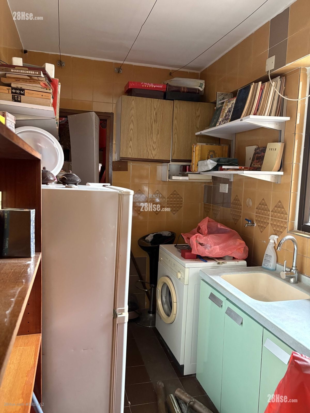 Hilton Towers Sell 3 Bedrooms , 2 Bathrooms 958 ft²