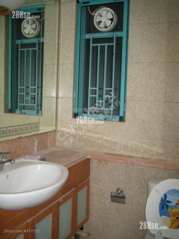 翠拥华庭 售盘 3 房 , 2 浴室 765 平方尺