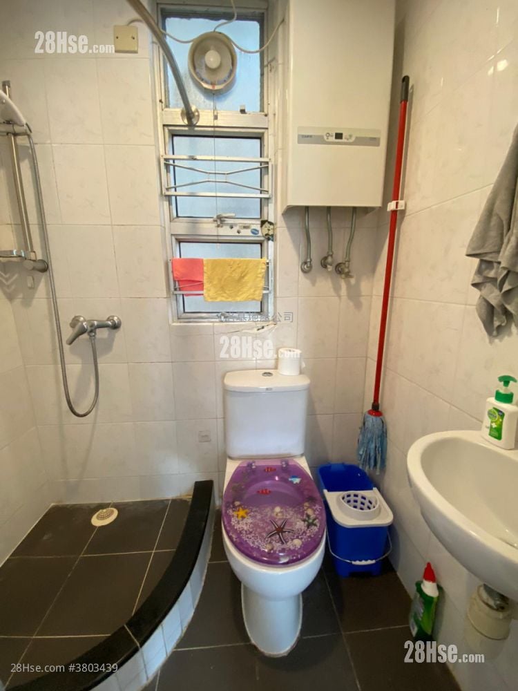 Tak Bo Garden Sell 1 Bedroom , 1 Bathroom 282 ft²