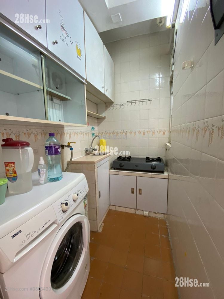 Tak Bo Garden Sell 1 Bedroom , 1 Bathroom 282 ft²