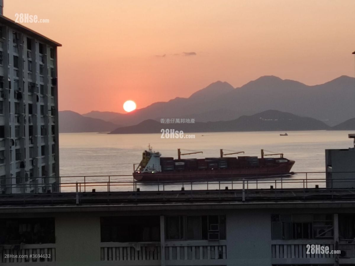 嘉隆苑 售盘 2 房 401 平方尺