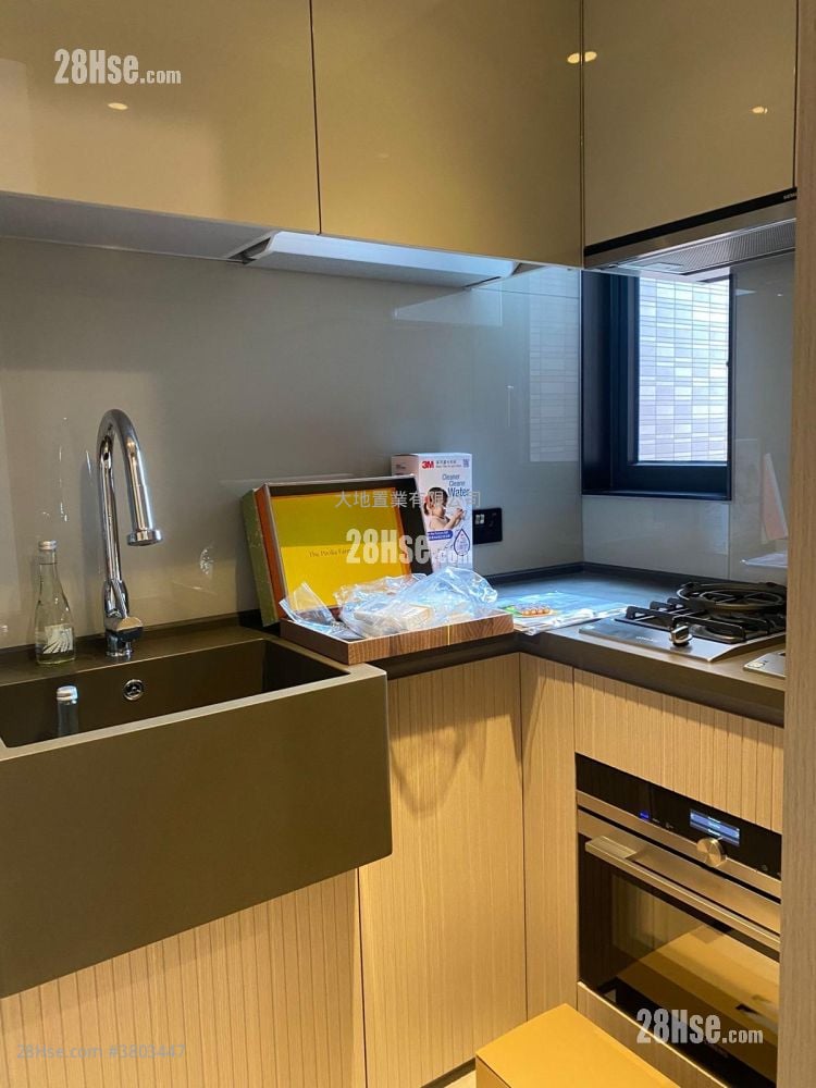 柏傲庄 租盘 2 浴室 669 平方尺