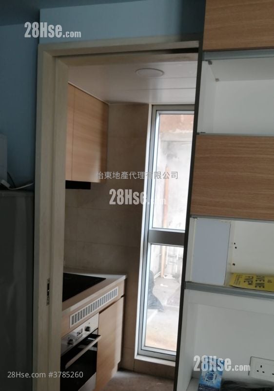 Lok Sing Centre Sell 2 Bedrooms , 1 Bathroom 343 ft²