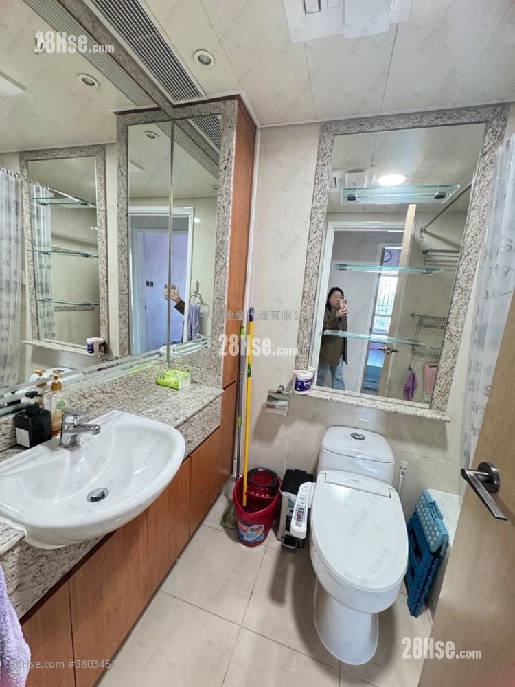 The Grandiose Sell 3 Bedrooms , 2 Bathrooms 787 ft²