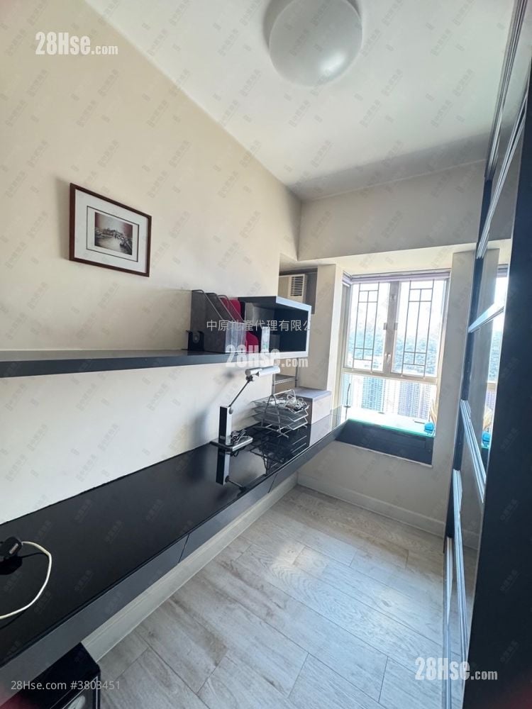 The Grandiose Sell 3 Bedrooms , 2 Bathrooms 787 ft²