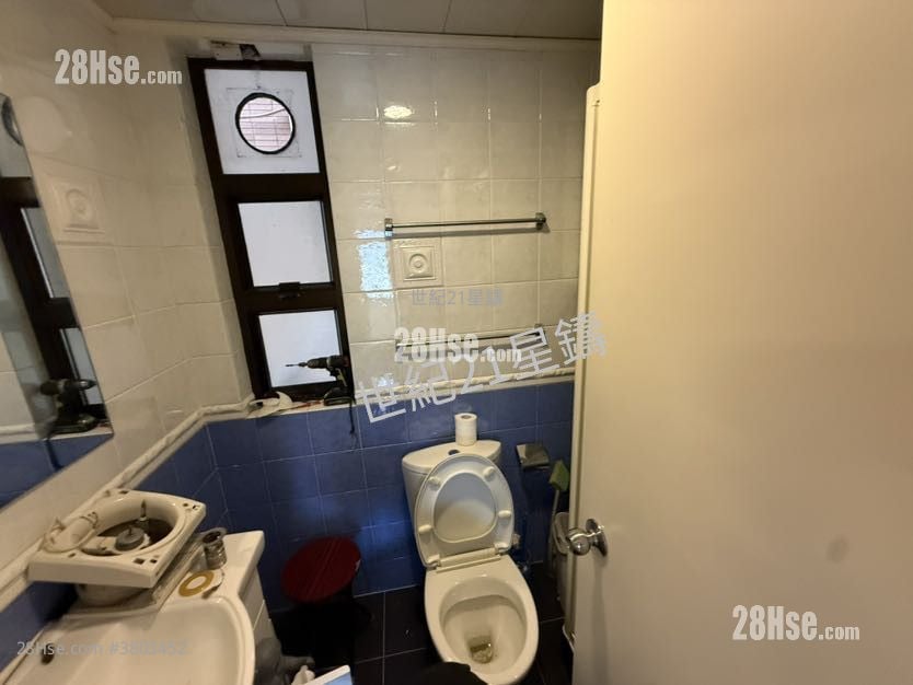 置富花园 租盘 2 房 , 1 浴室 588 平方尺