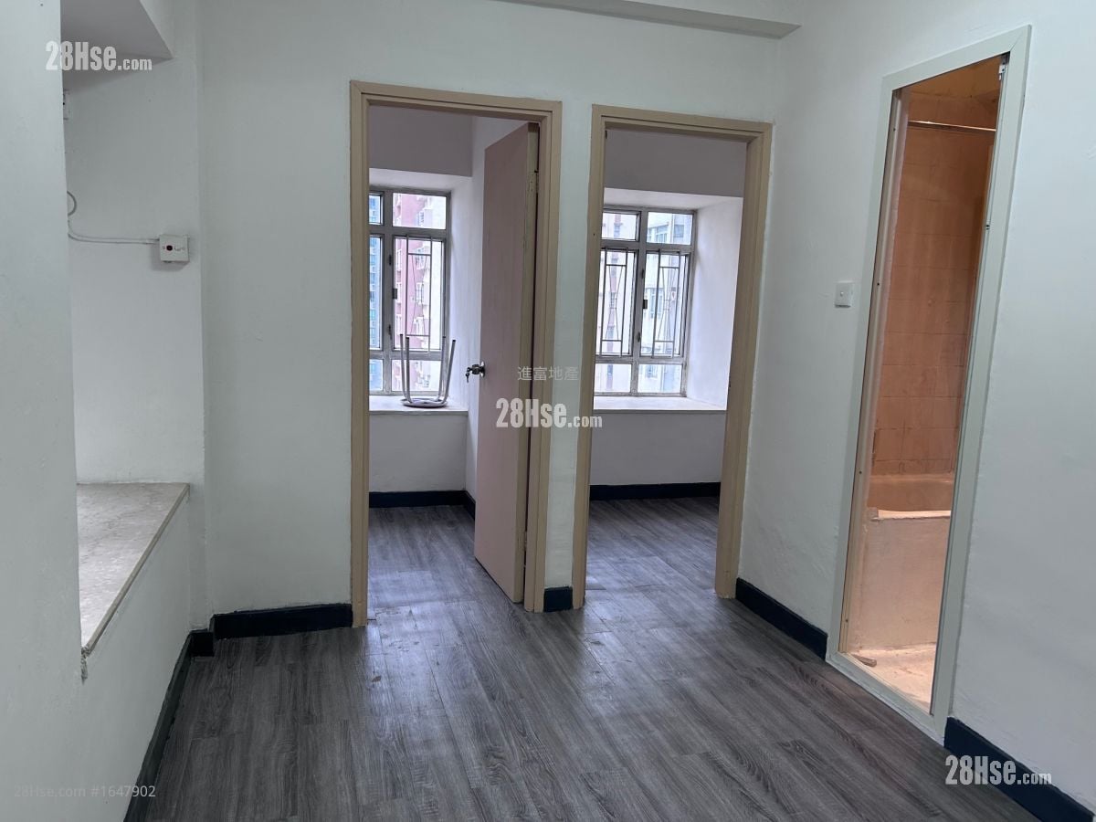 河畔花园 租盘 2 房 , 1 浴室 269 平方尺