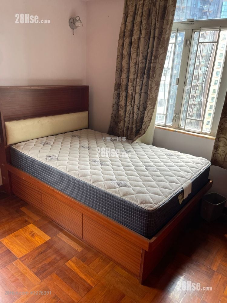 Wing Ying Mansion Sell 3 Bedrooms , 2 Bathrooms 996 ft²