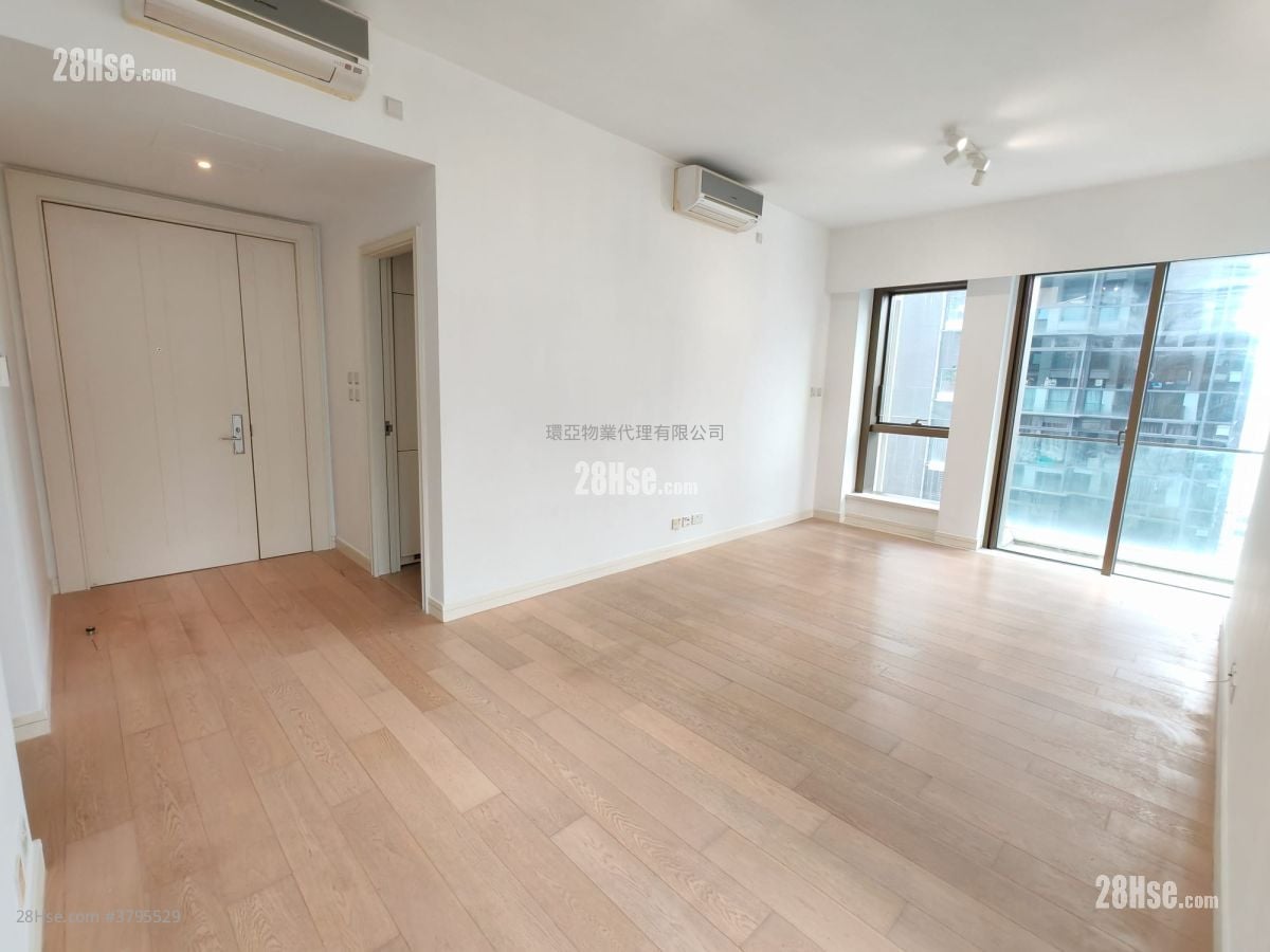 Kensington Hill 售盘 3 房 , 2 浴室 865 平方尺