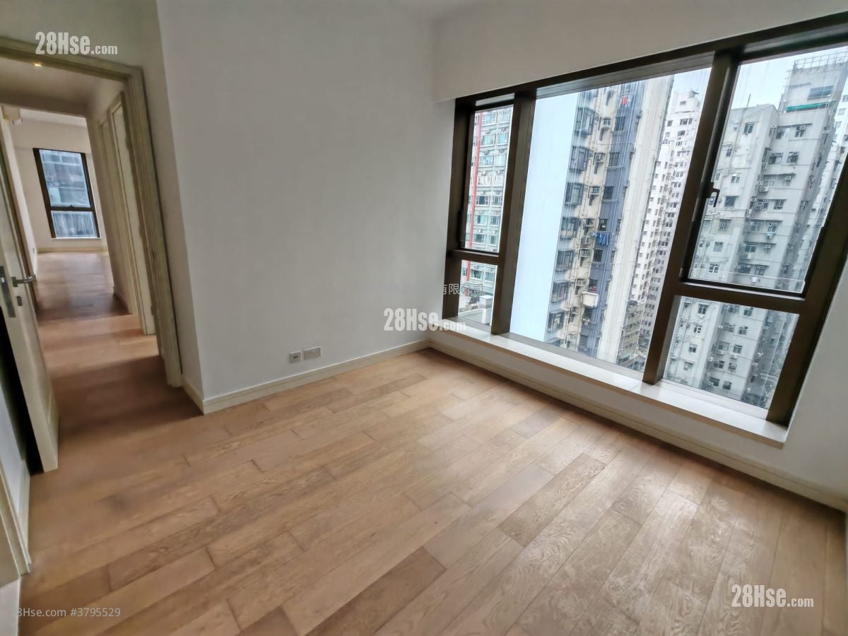 Kensington Hill 售盘 3 房 , 2 浴室 865 平方尺