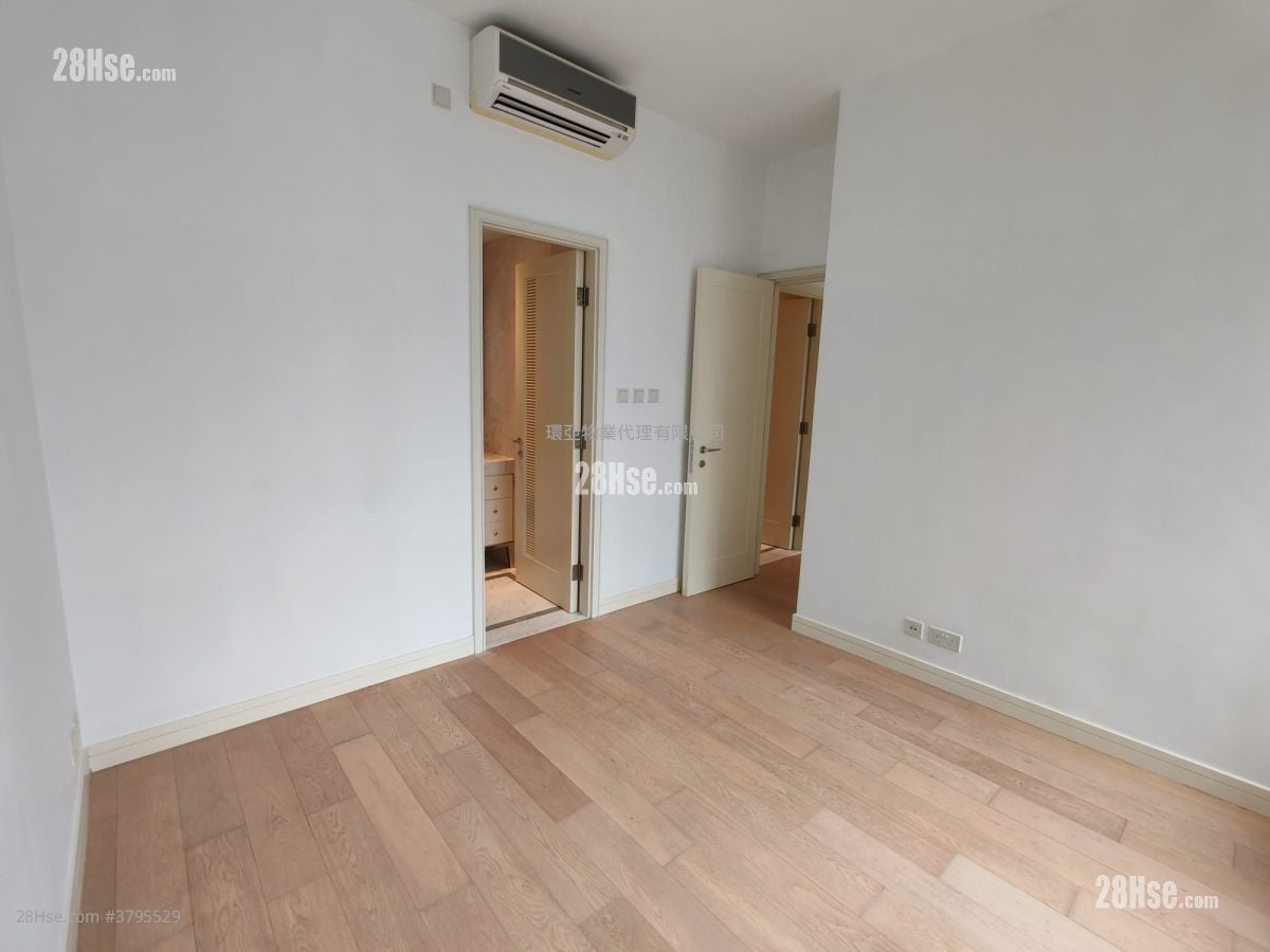 Kensington Hill 售盘 3 房 , 2 浴室 865 平方尺